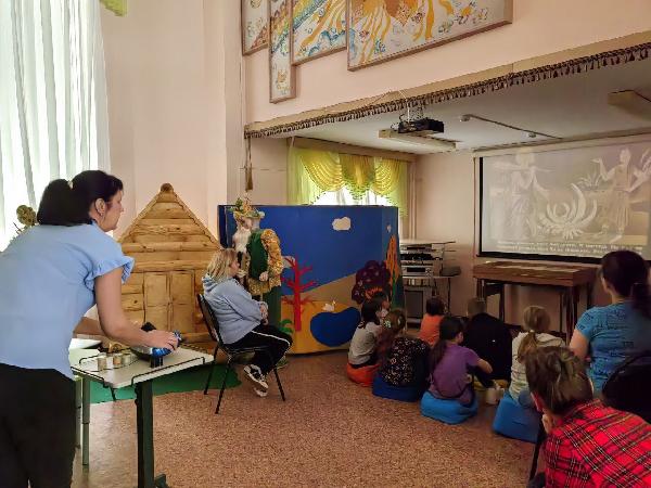 Библиосумерки «Книга + диафильмы» 